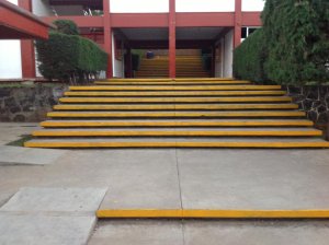 Escalera_Edif_J