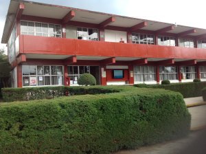 Entrada al Edificio Administrativo